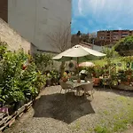 Suites Bola De Oro